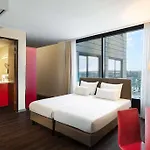 Hotel Amedia Amsterdam Airport Schiphol, Trademark Collection By Wyndham 4*