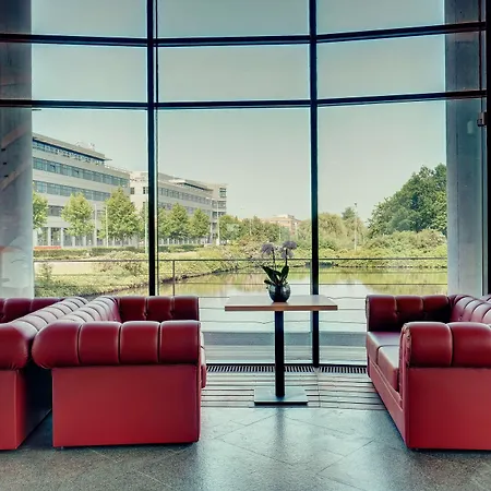 Amedia Amsterdam Airport Schiphol, Trademark Collection By Wyndham Hotel