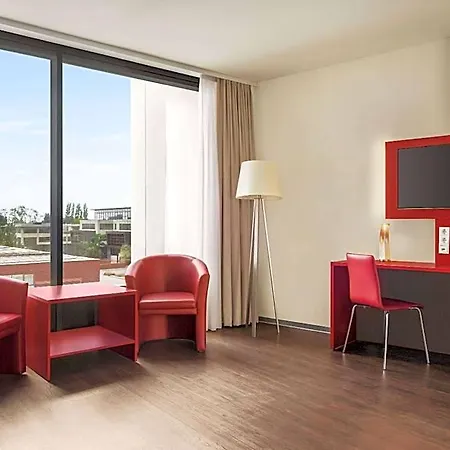 Hotel Amedia Amsterdam Airport Schiphol, Trademark Collection By Wyndham Amsterdam Airport Schiphol