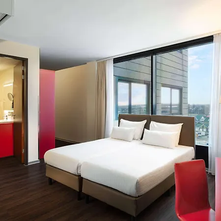 Amedia Amsterdam Airport Schiphol, Trademark Collection By Wyndham Hotel 4*