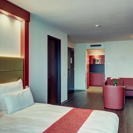 Amedia Amsterdam Airport Schiphol, Trademark Collection By Wyndham Hotel